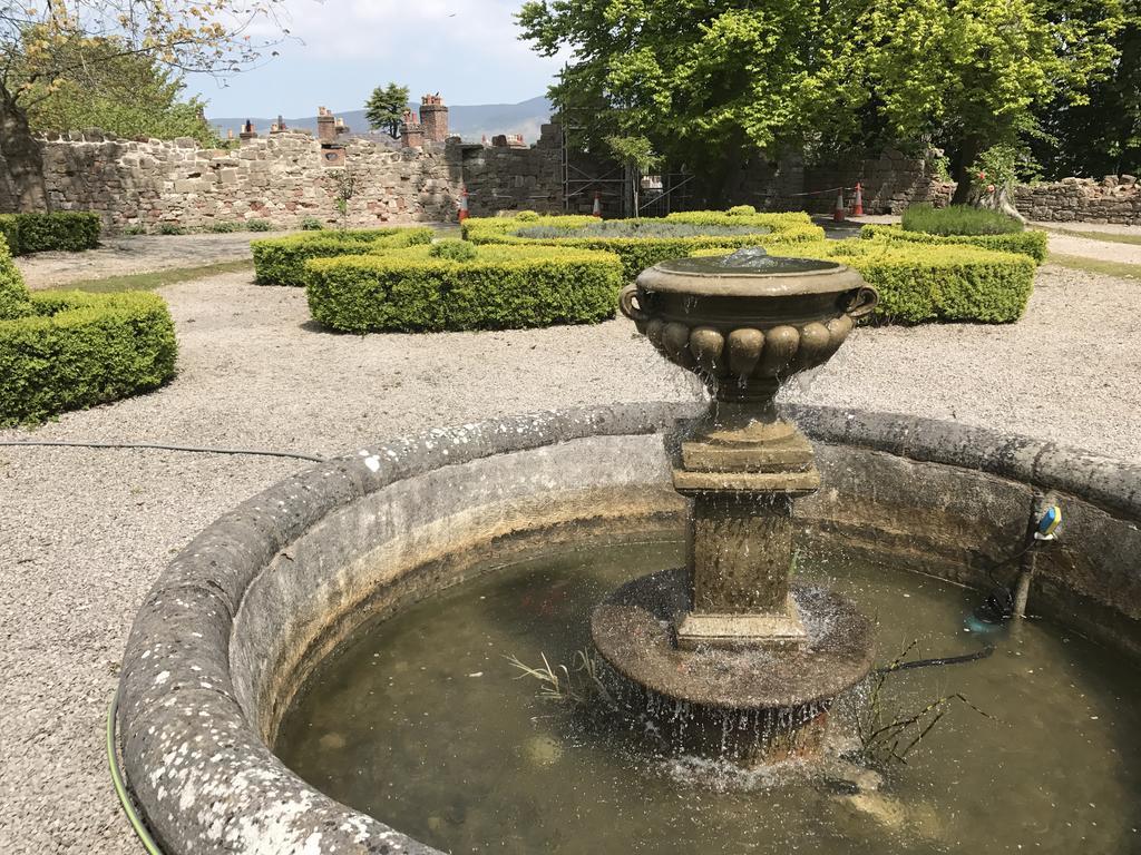 Ruthin Castle Hotel And Spa Dış mekan fotoğraf